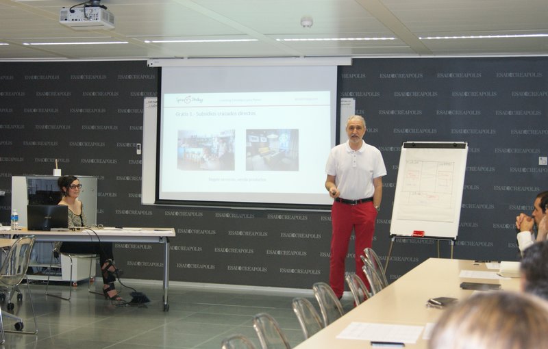 Estrategias para ganar con el modelo Freemium - Albert Campi